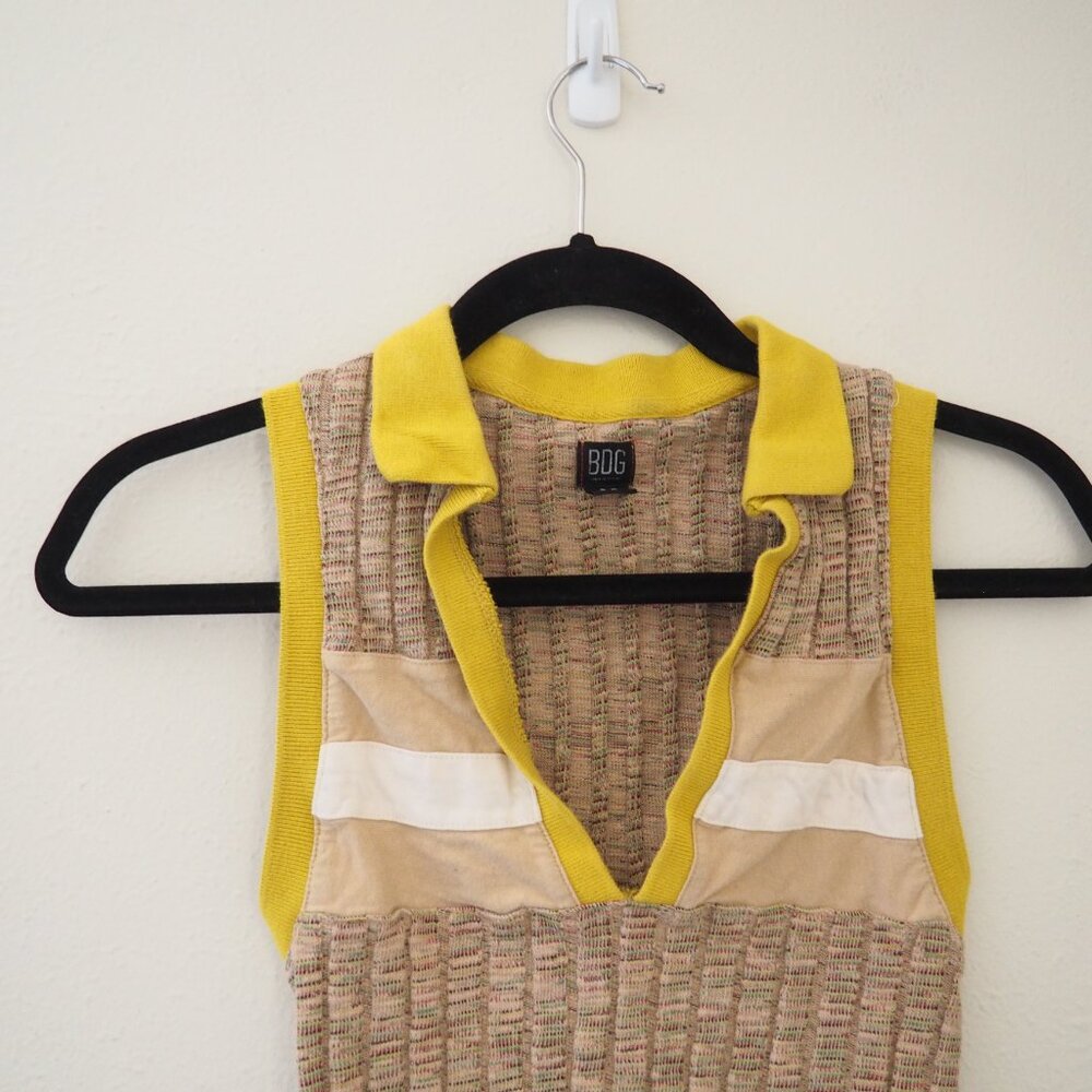 !! BDG Urban Outfitters Ziggy Collared Notch Neck Sleeveless Tank Top sz S - Picture 3 of 7